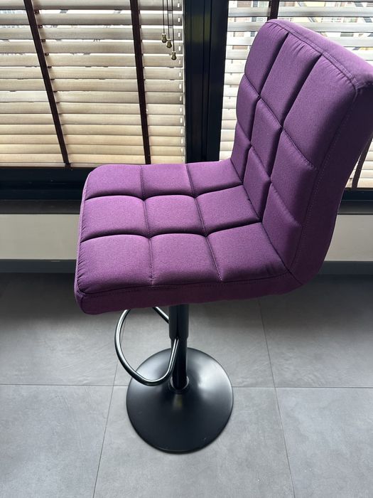 Бар стол Queens с 2г гаранция и безплатна доставка