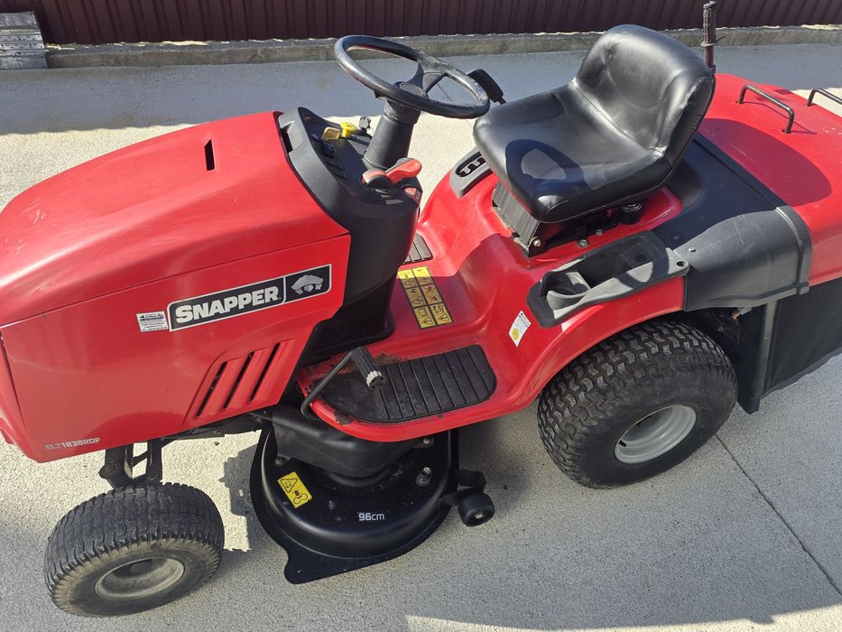 Tractor de gazon Snapper 23 cp