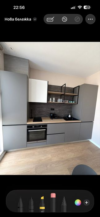 Кухни с пълно оборудване в различни цветове