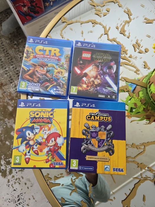 Ps 4 slim 1Tera  in stare excelenta