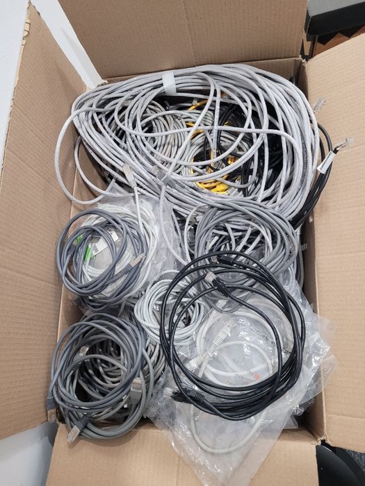 Vand switch Dlink tplink cisco cablu retea lan ethernet rj45