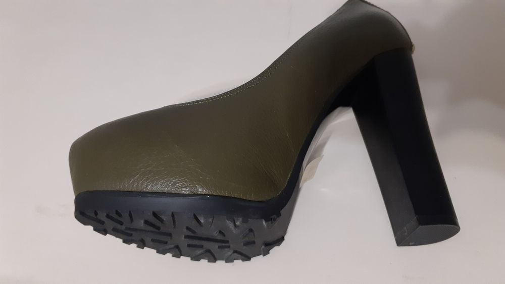 Туфли женские новые