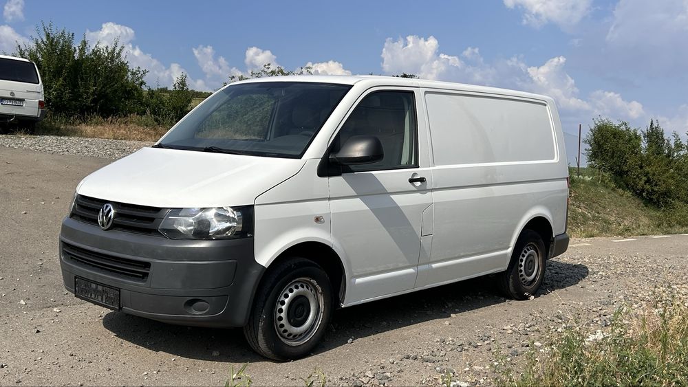 VOLKSWAGEN Transporter 2012 — imagine 2