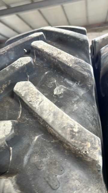Roti inguste fixe reglabile tipurile de tractoare John Deere Claas etc