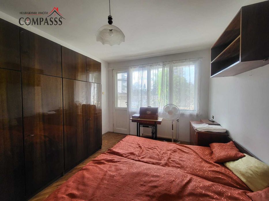 Продава се Двустаен апартамент в Добрич, Център - 67 кв.м за 1104 €/кв.м - Снимка #8