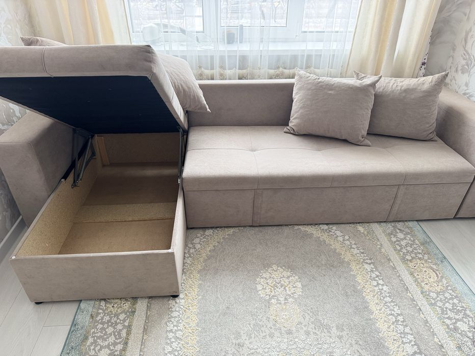 Продам диван в хорошем состоянии