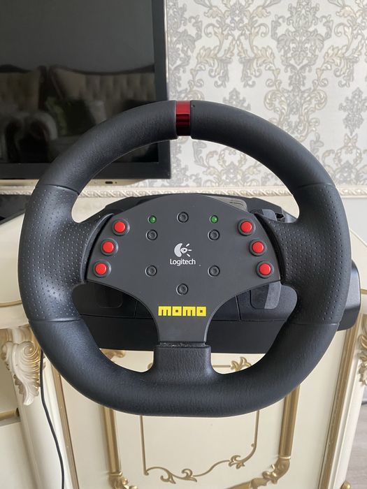 Продаю игравой руль !!!