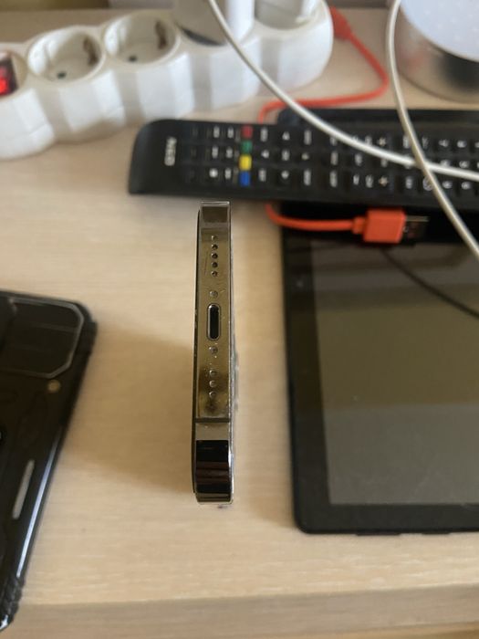 I phone 12 pro за части