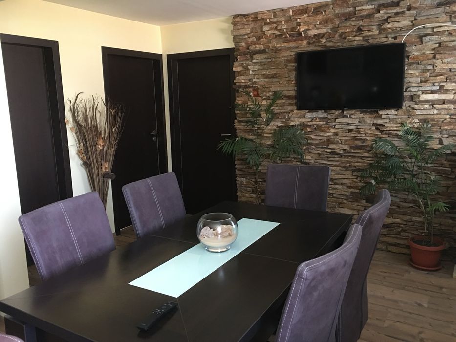 Продава се Етаж от къща в Свищов - 110 кв.м за 891 €/кв.м - Снимка #1