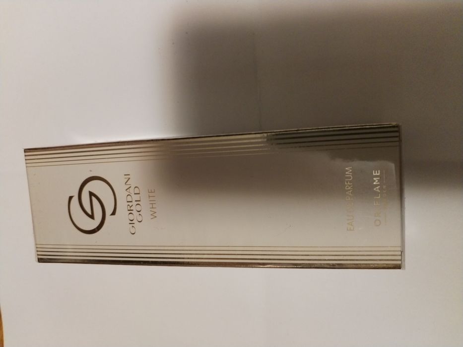 Cadou pentru ea – Giordani Gold White Oriflame 50 ml Nou Sigilat