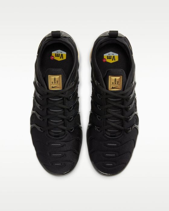Nike VaporMax plus "Black/Metallic/Gold