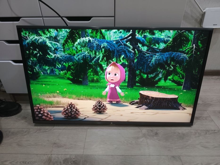 Телевизор LG Смарт 108см диагональ