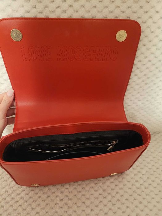 Geanta de umar Love Moschino