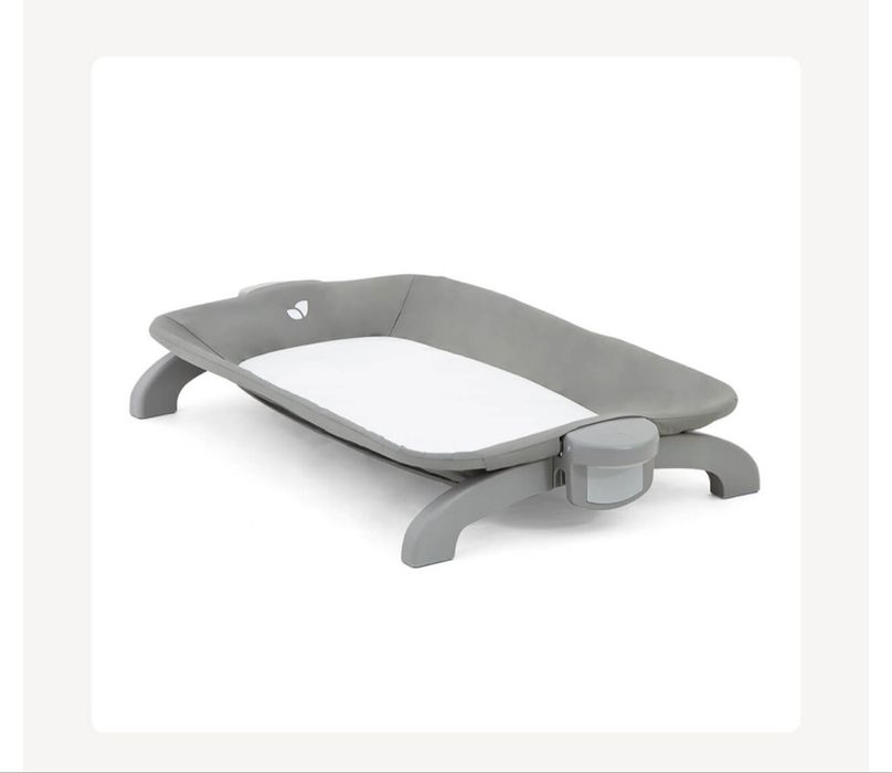 Pătuț bebeluși  Joie+masa infasat+bouncer cu vibratii sunete