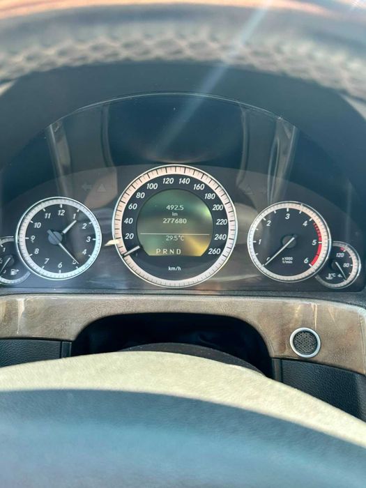 Mercedes E-Class W212 2011 | 2.2 Diesel 177 CP | 277.680 km