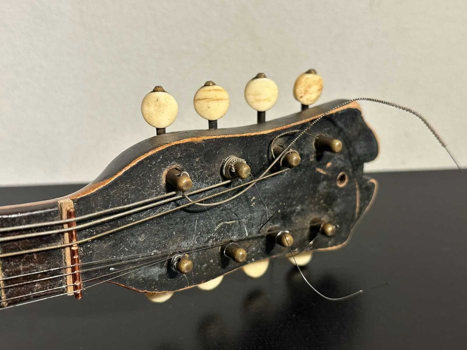 Стара Италианска Мандолина