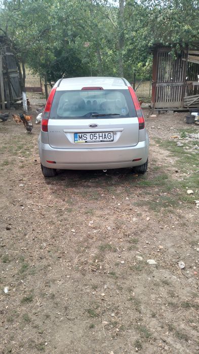 FORD Fiesta 2002 — imagine 4