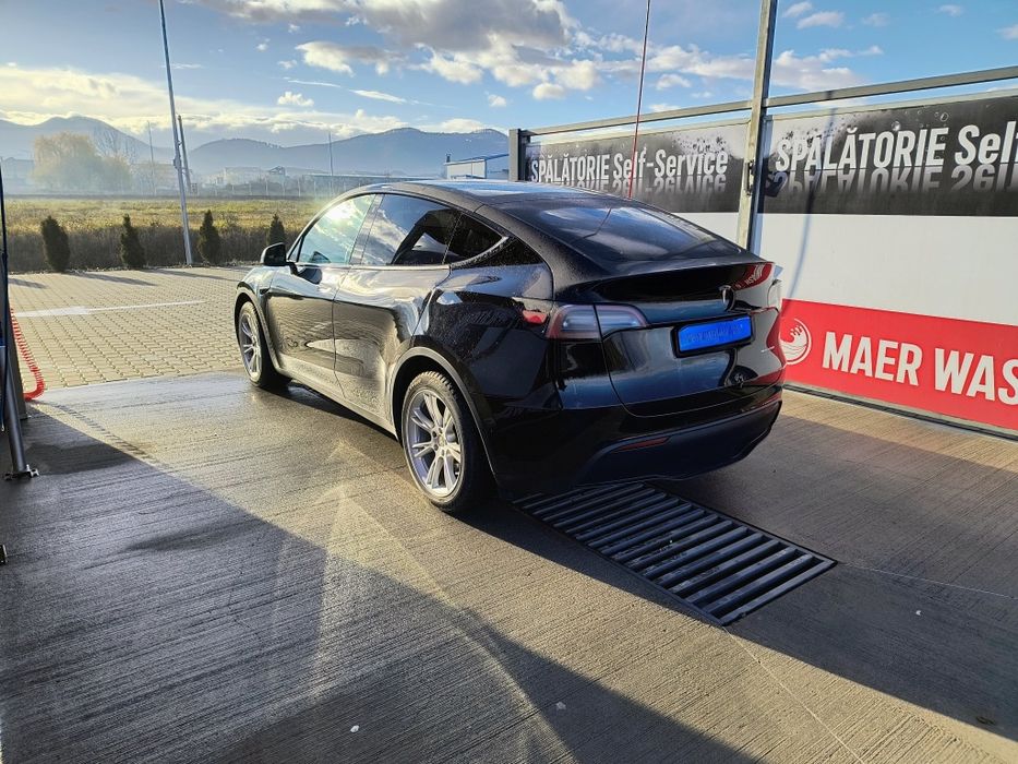 Tesla Model Y LR AWD 12/2022 TVA inclus deductibil