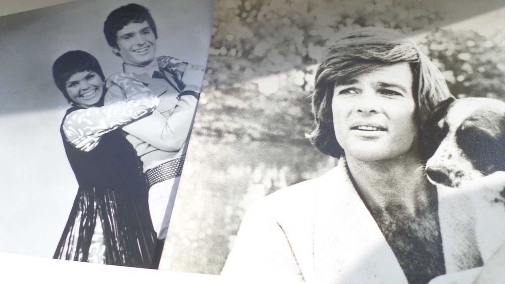 Колекция стари картички с киноартисти и поп певци от 70-те