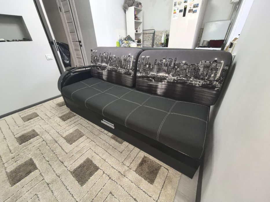 Продам диван 220см