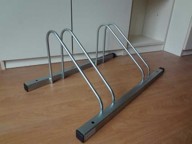 Стойка за паркиране на колело