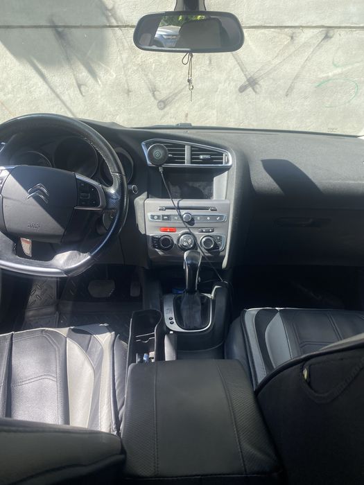 Citroen C4,hatchback,2017,220000km