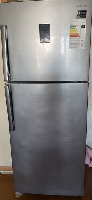 Холодильник  Samsung  Twin Cooling