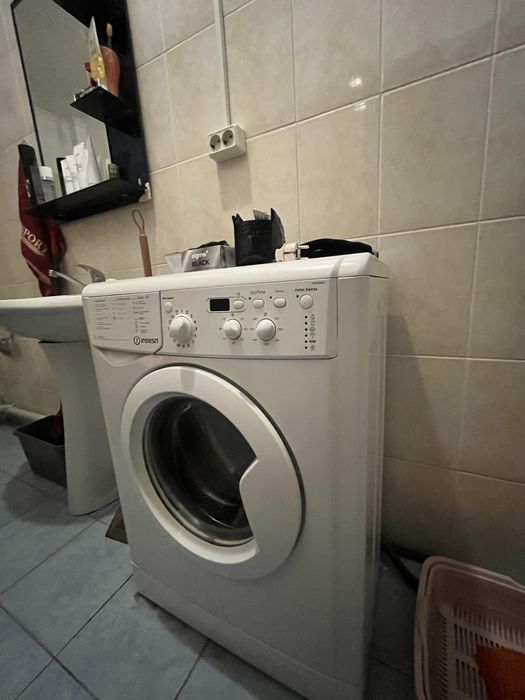 Стиральная машина Indesit 5 кг