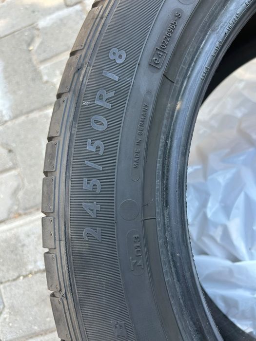 Anvelope Dunlop, Pirelli