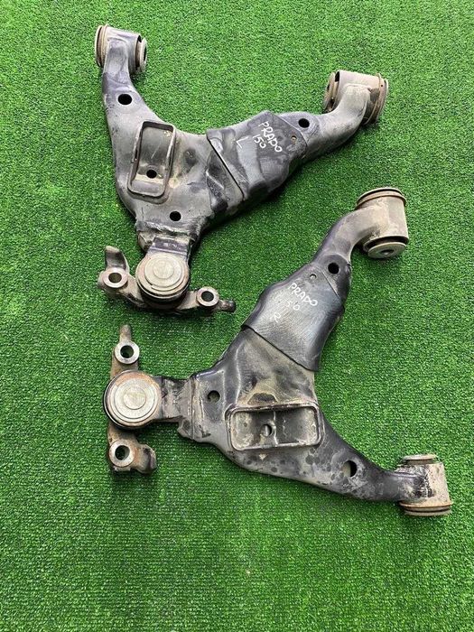 Рычаги нижние передние на тойоту прадо 150