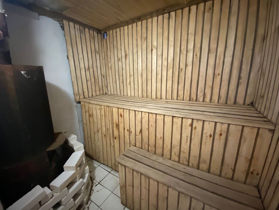 Сдам в аренду домик с баней.