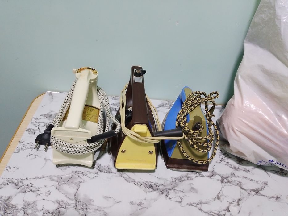 Утюги, разные Б/У