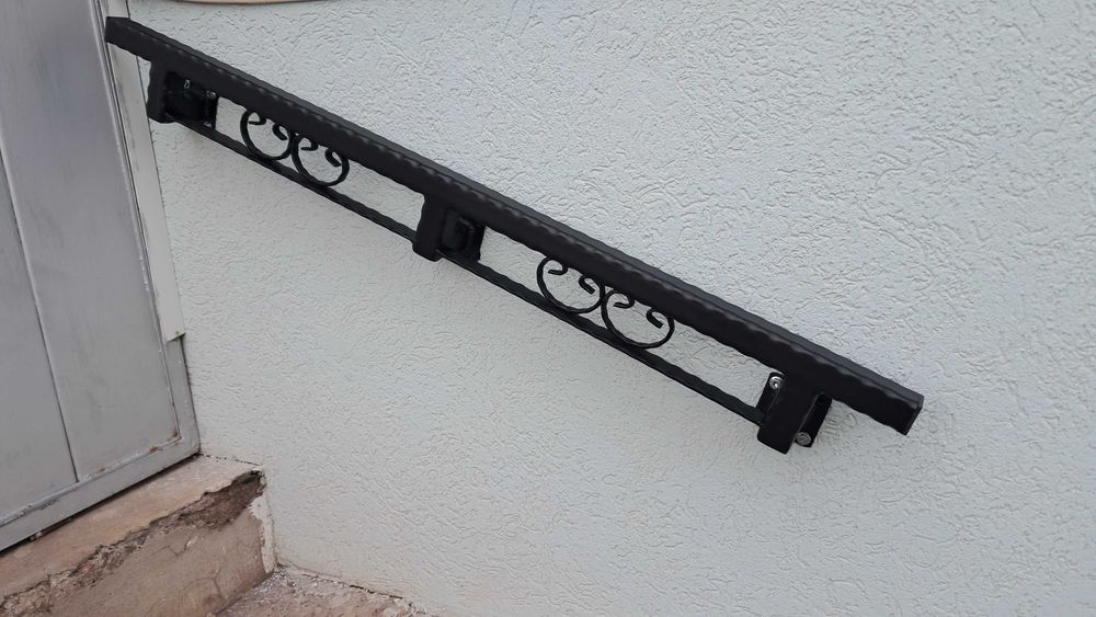 Портални врати, оградни пана и парапети-по индивидуален проект!