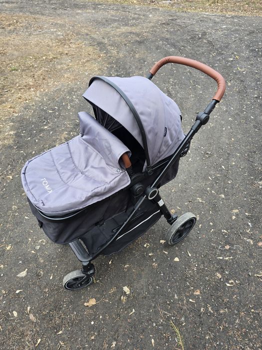 Продается Коляска Томикс