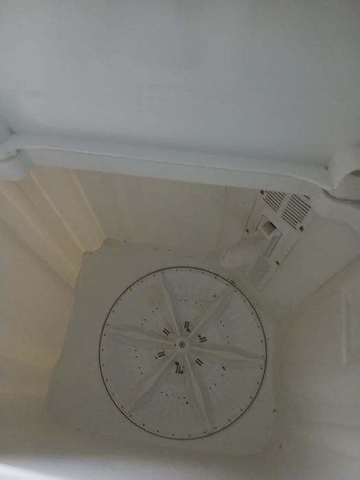 Срочно стиральная машинка сотилади