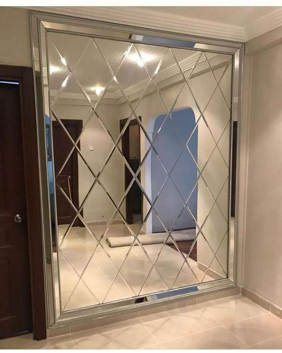 Зеркало на заказ и в наличии