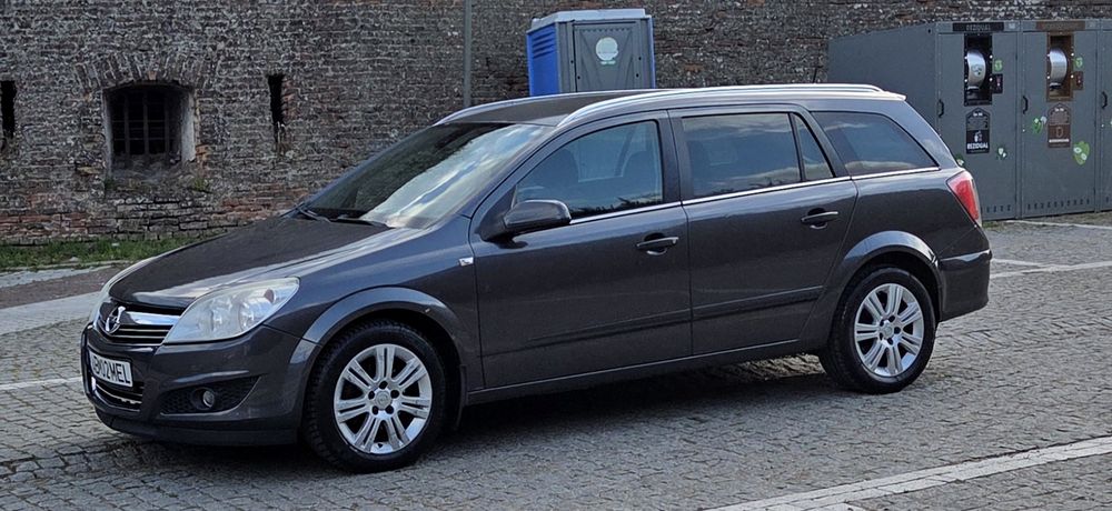 OPEL Astra 2010 — imagine 3