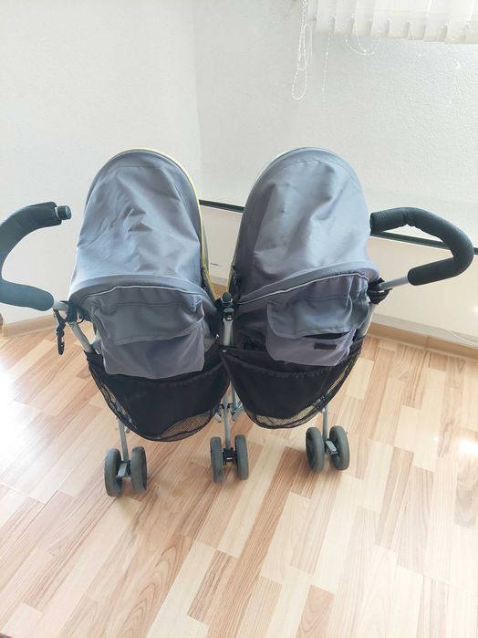 Лятна количка за близнаци