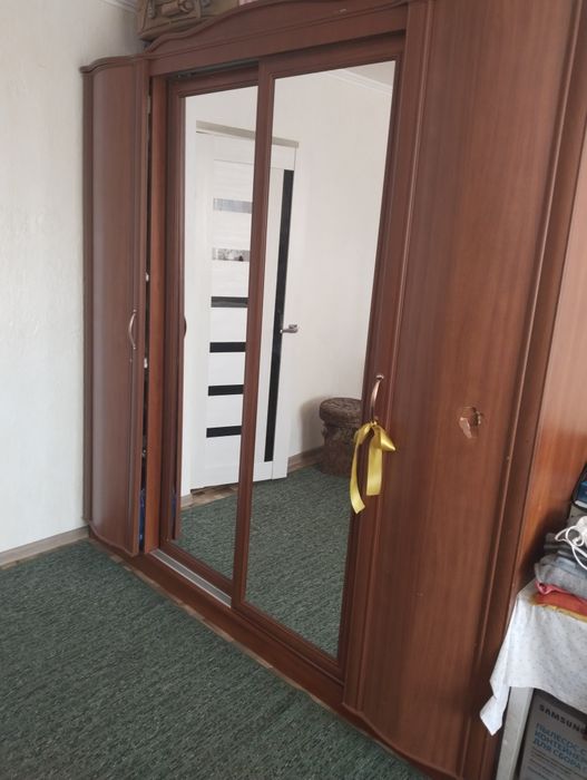 Продаётся спальный гарнитур б/у