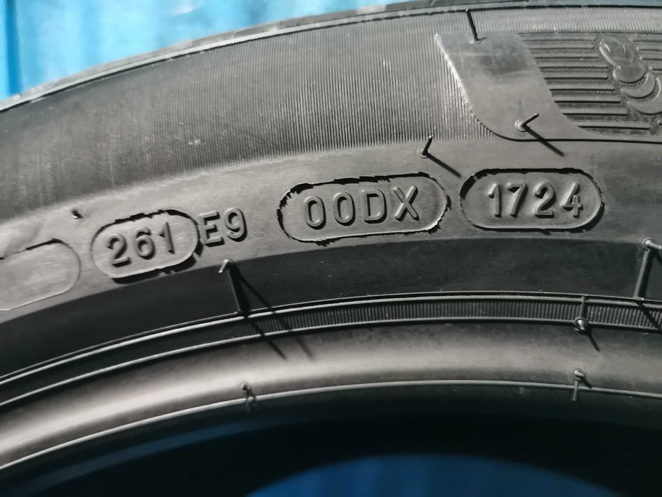 275/45 R21 - 315/40 R21 - michelin m+s 4 bucati