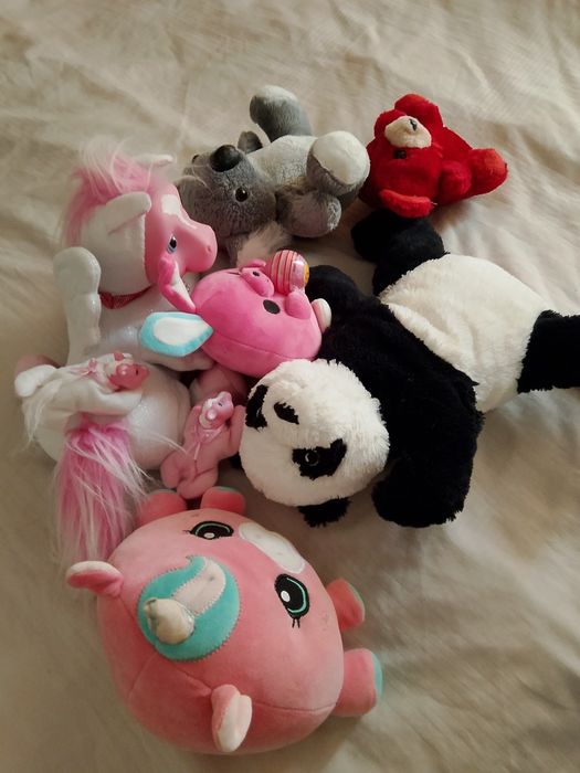 Плюшени играчкии
