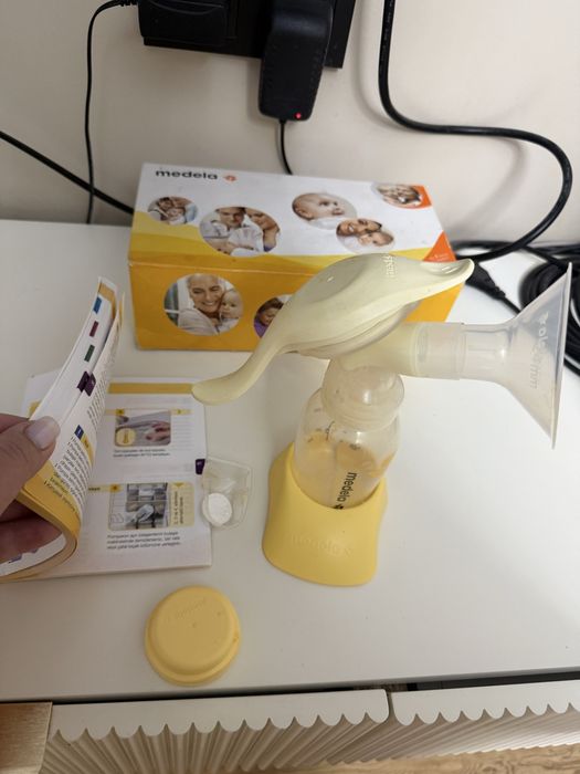Молокоотсос Medela