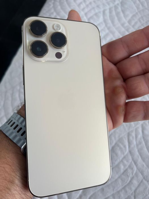 Iphone 14 pro max gold