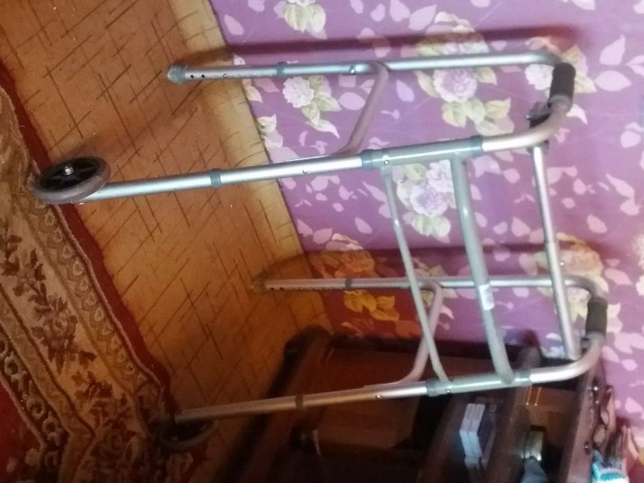 Коляска инвалидная