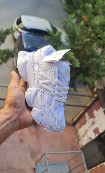 Adidasi new balance 9060