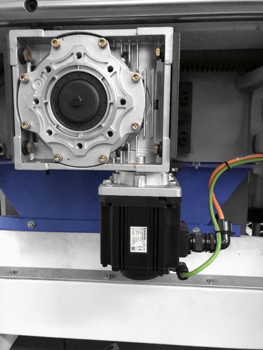 Форматно-раскроечный центр с ЧПУ