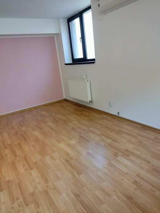 Apartament de închiriat