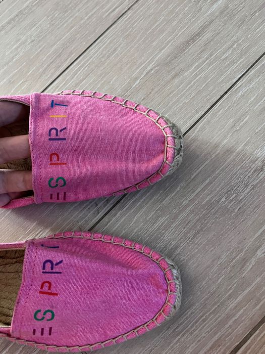 ЧИСТО НОВИ Еспадрили Esprit