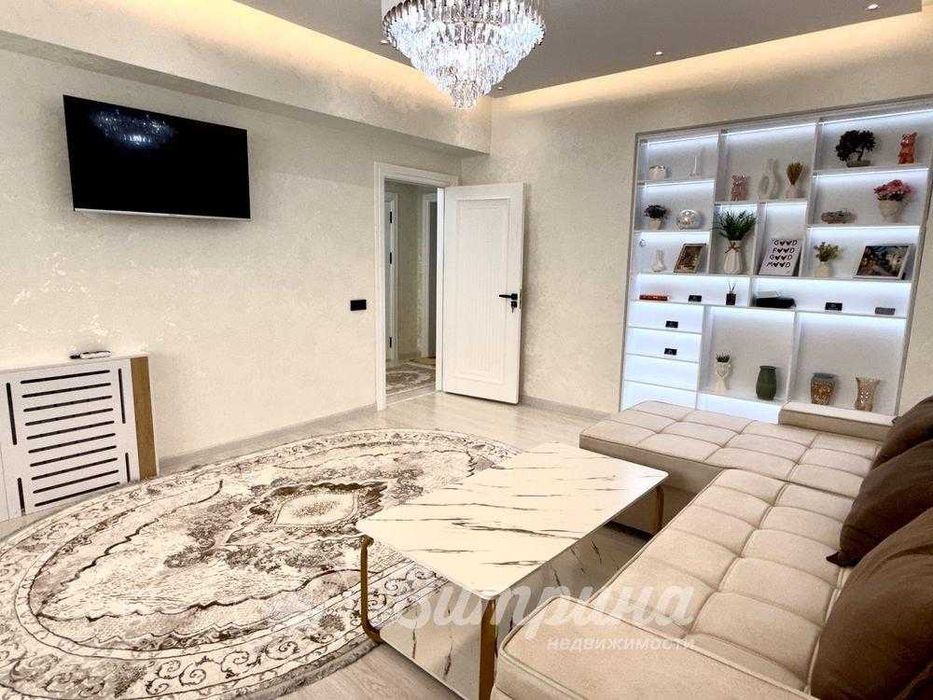 Продается шикарная 2х комнатная квартира на Цуме