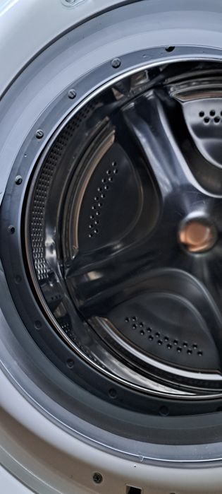 Узкая 6кг автомат Electrolux